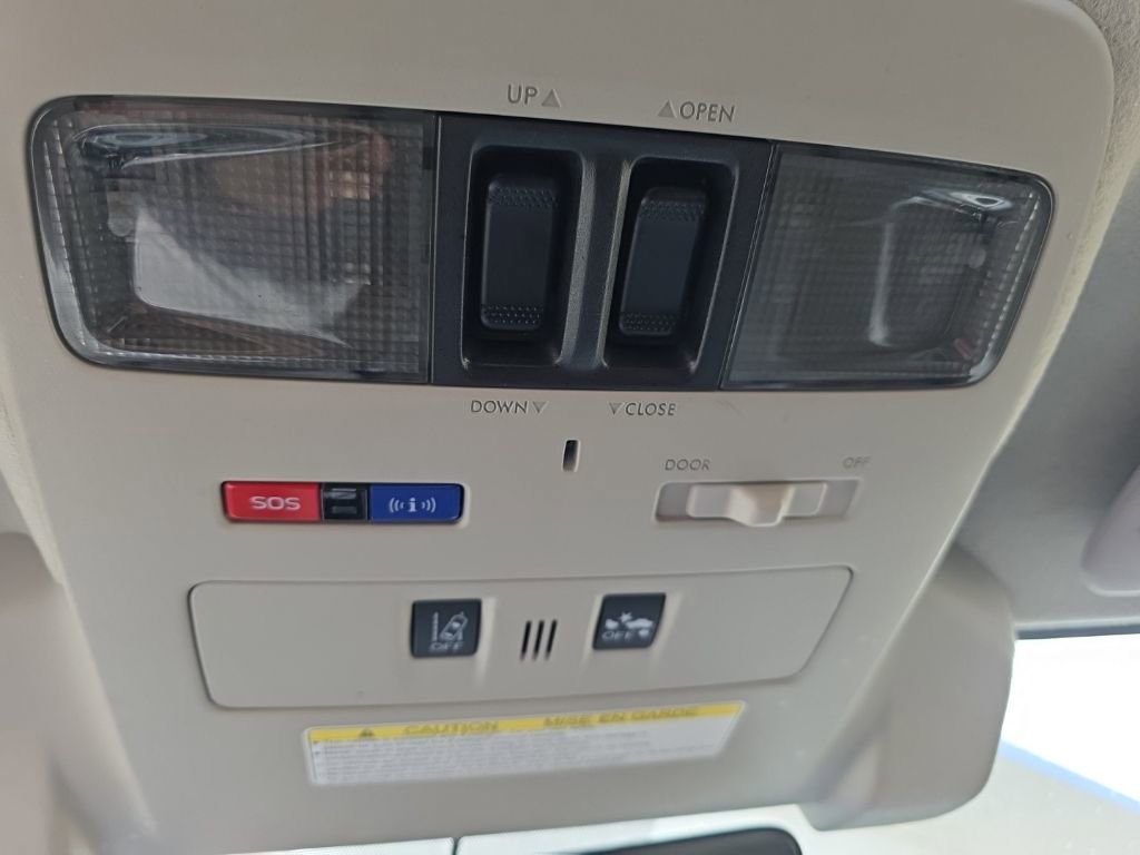 Used 2017 Subaru Crosstrek 2.0i Limited image 12