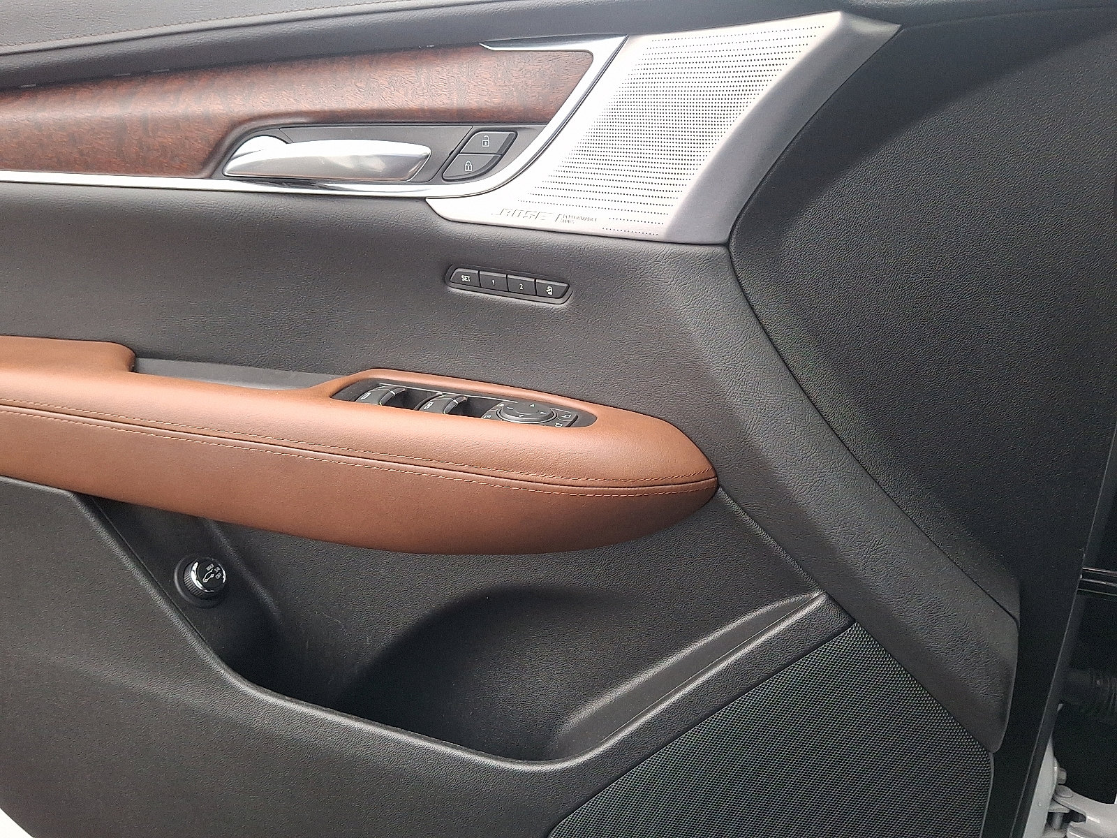 Certified 2023 Cadillac XT5 Premium Luxury w/ LPO, Floor Liner Package image 14