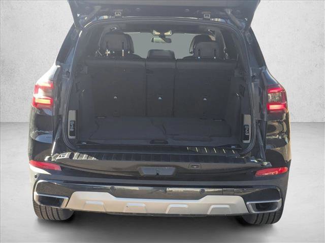 Used 2021 BMW X5 xDrive40i w/ Executive Package image 6