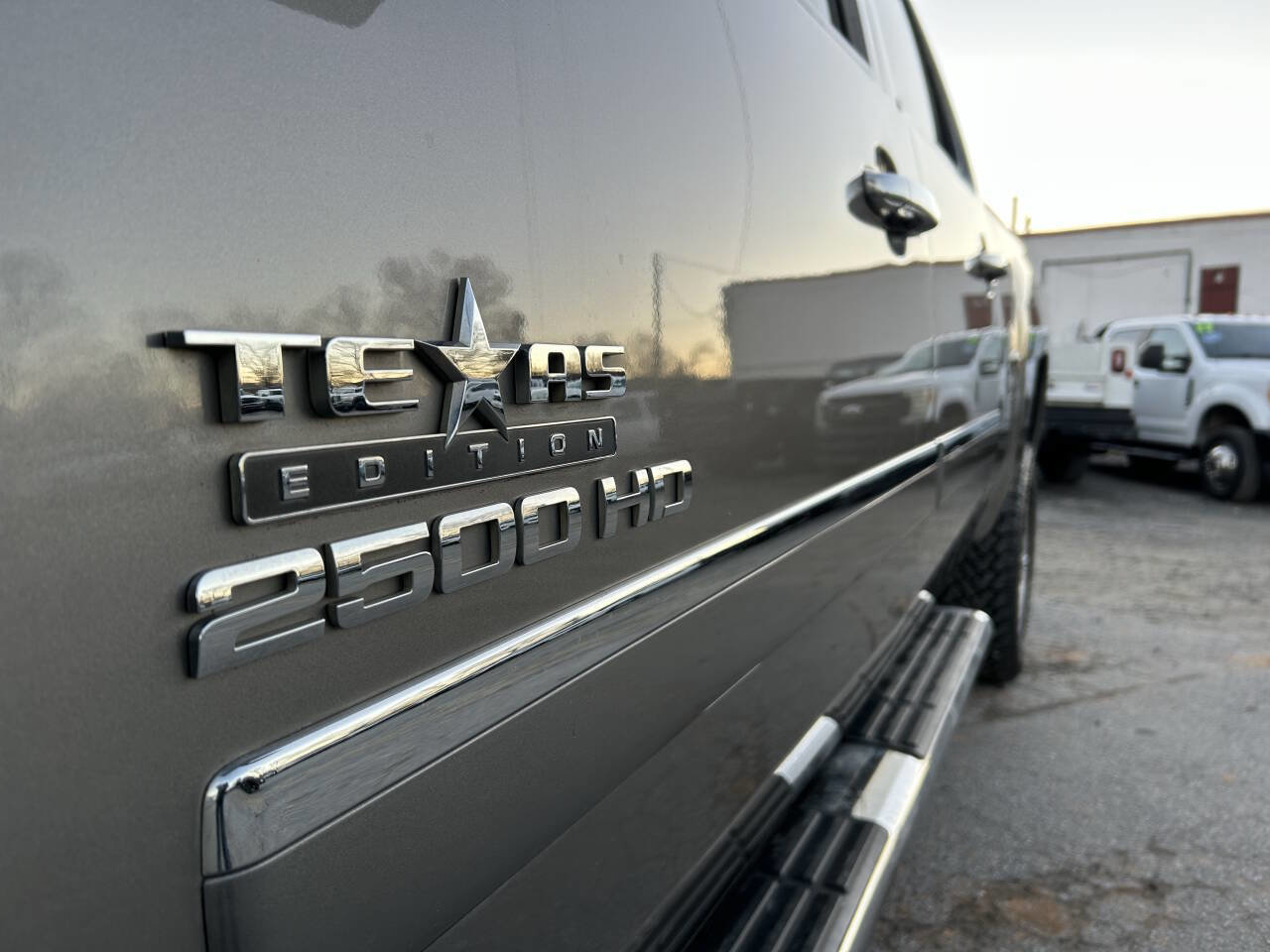 Used 2014 Chevrolet Silverado 2500 LT w/ Texas Edition image 15