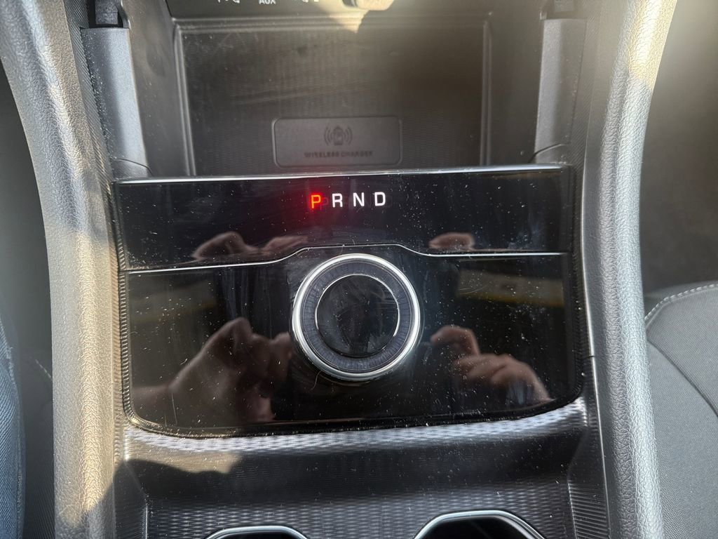 Used 2025 Jeep Grand Cherokee Laredo w/ Luxury Tech Group I image 21