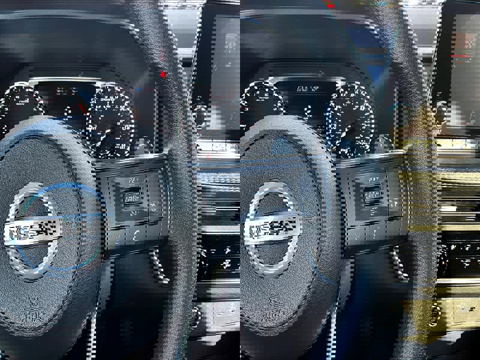 Used 2021 Nissan Rogue S image 23