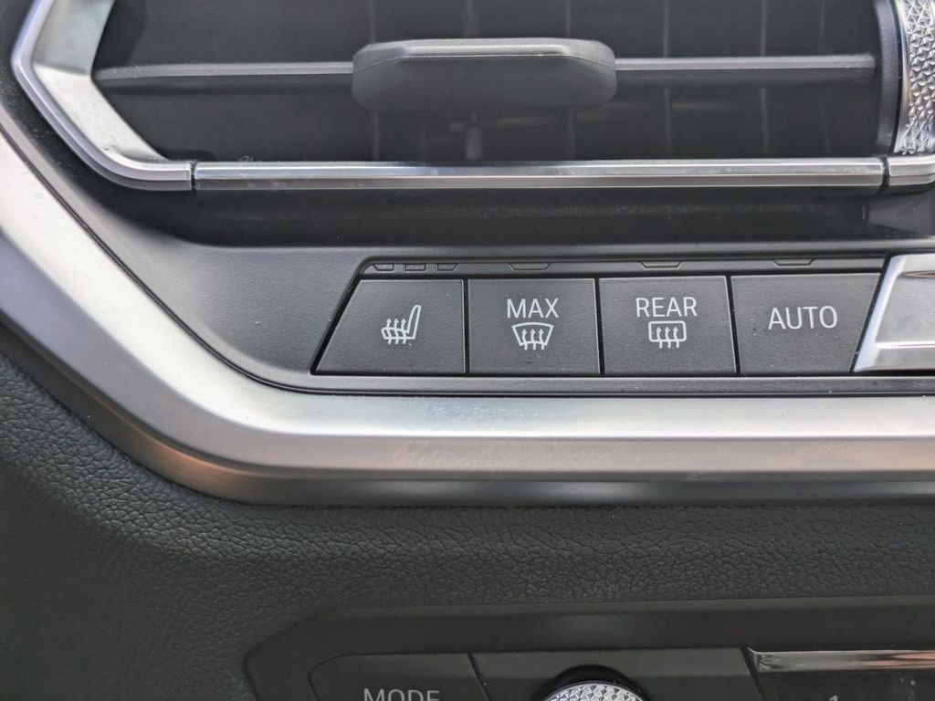Used 2023 BMW 430i Coupe w/ M Sport Package RWD image 21