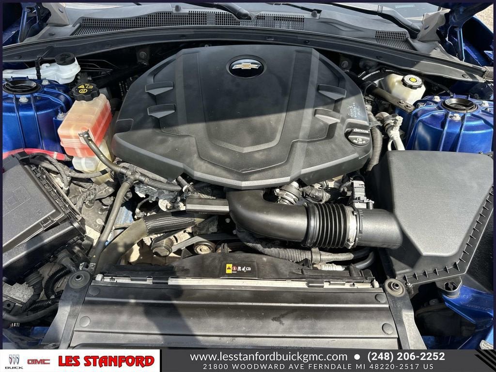 Used 2017 Chevrolet Camaro LT RWD image 12