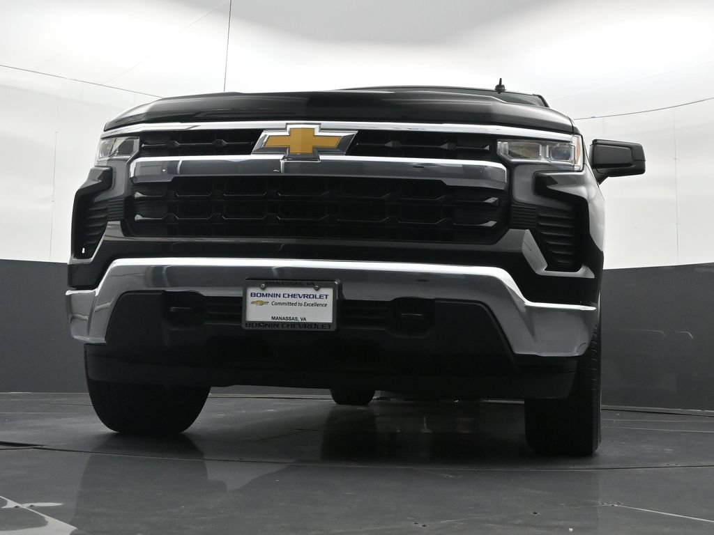 Used 2023 Chevrolet Silverado 1500 LT AWD/4WD image 38