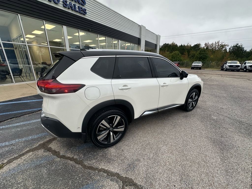 Used 2022 Nissan Rogue Platinum w/ Head-Up Display Package image 5