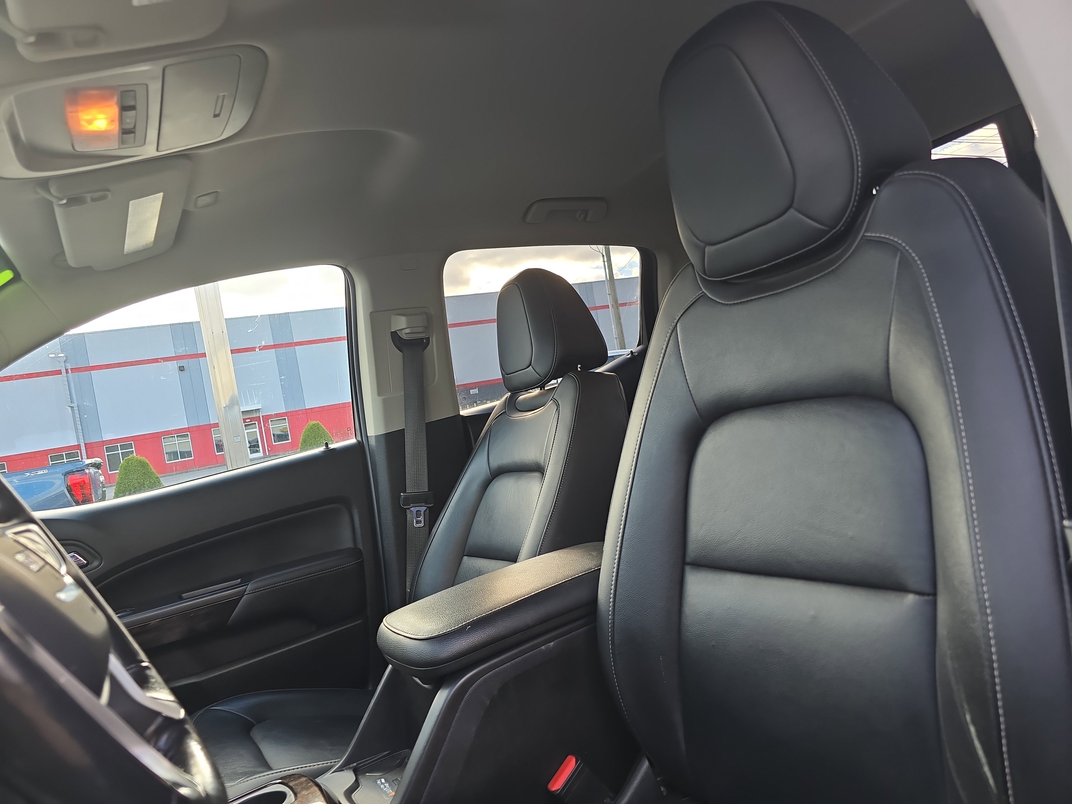 Used 2019 GMC Canyon SLT w/ Driver Alert Package image 11