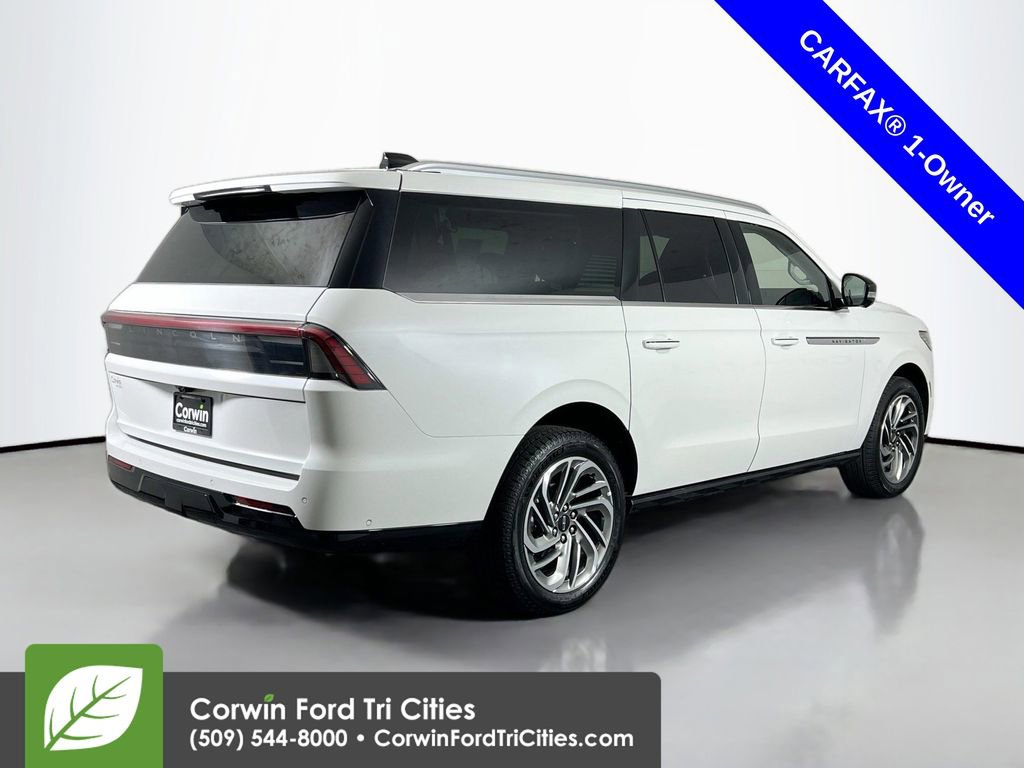 Used 2025 Lincoln Navigator L Reserve AWD/4WD image 16