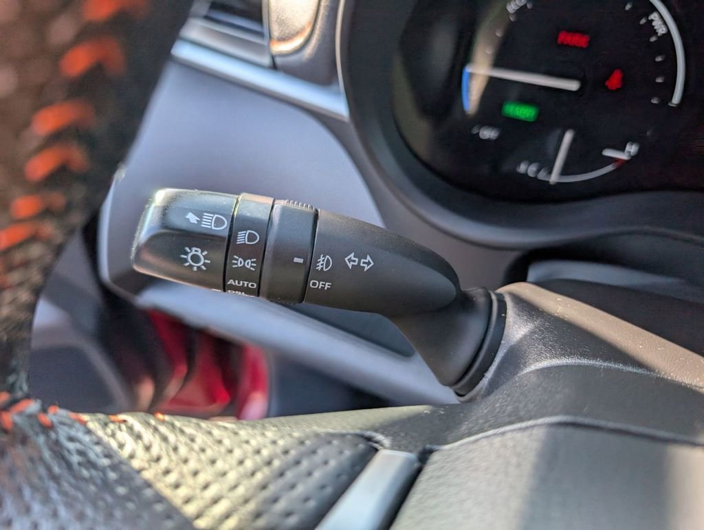 Used 2022 Toyota Sienna XSE image 29