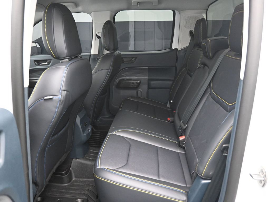 Used 2025 Ford Maverick Lobo image 26