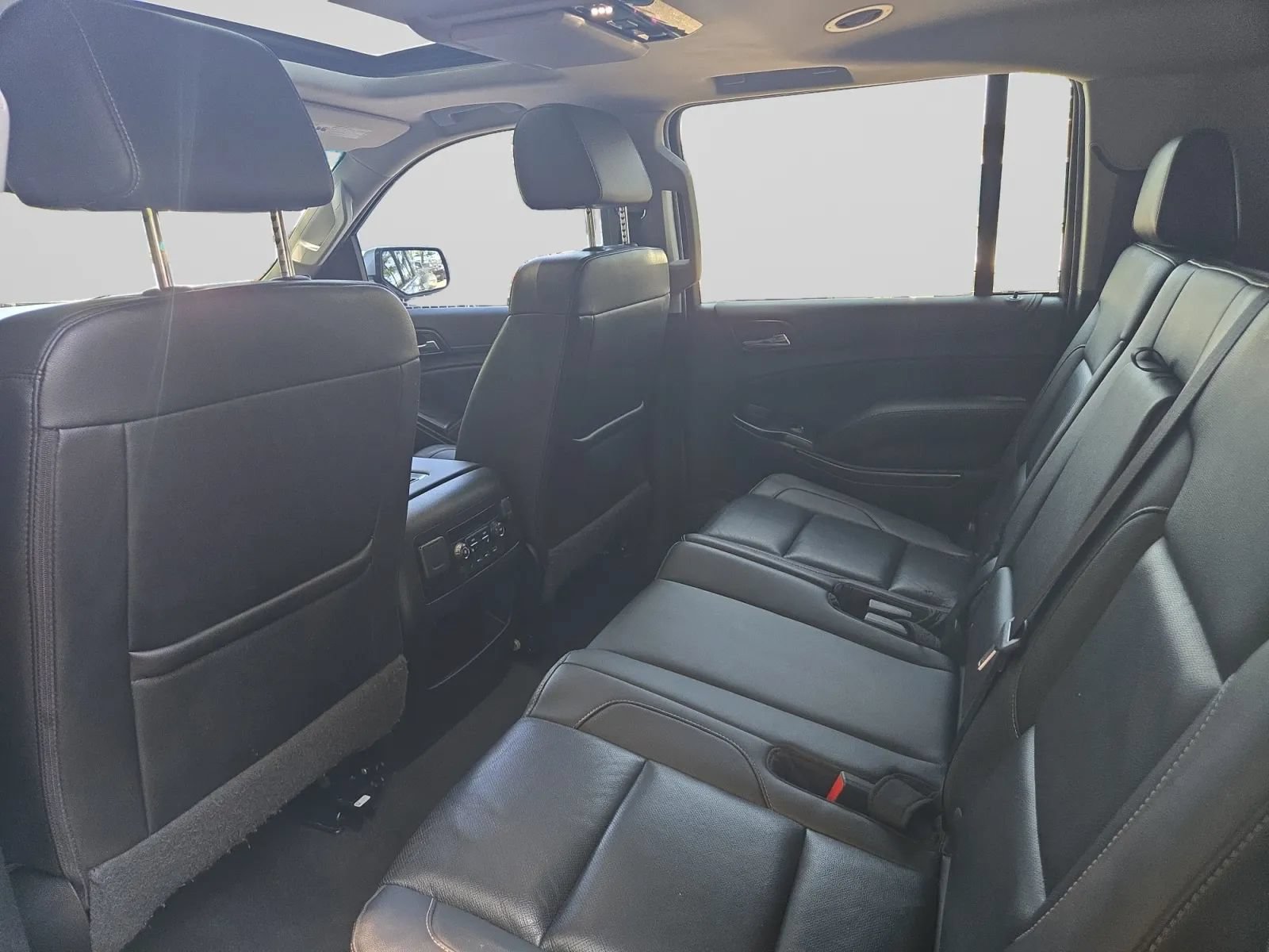 Used 2019 GMC Yukon XL SLT w/ Open Road Package RWD image 26