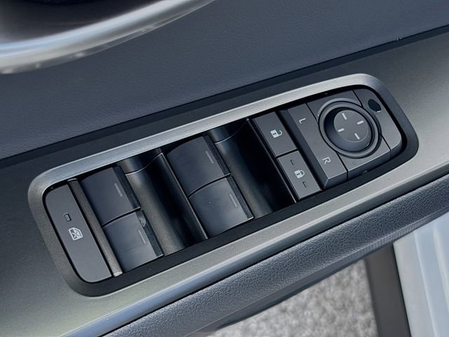 Used 2025 Lexus UX 300h FWD w/ Accessory Package (Z1) image 22