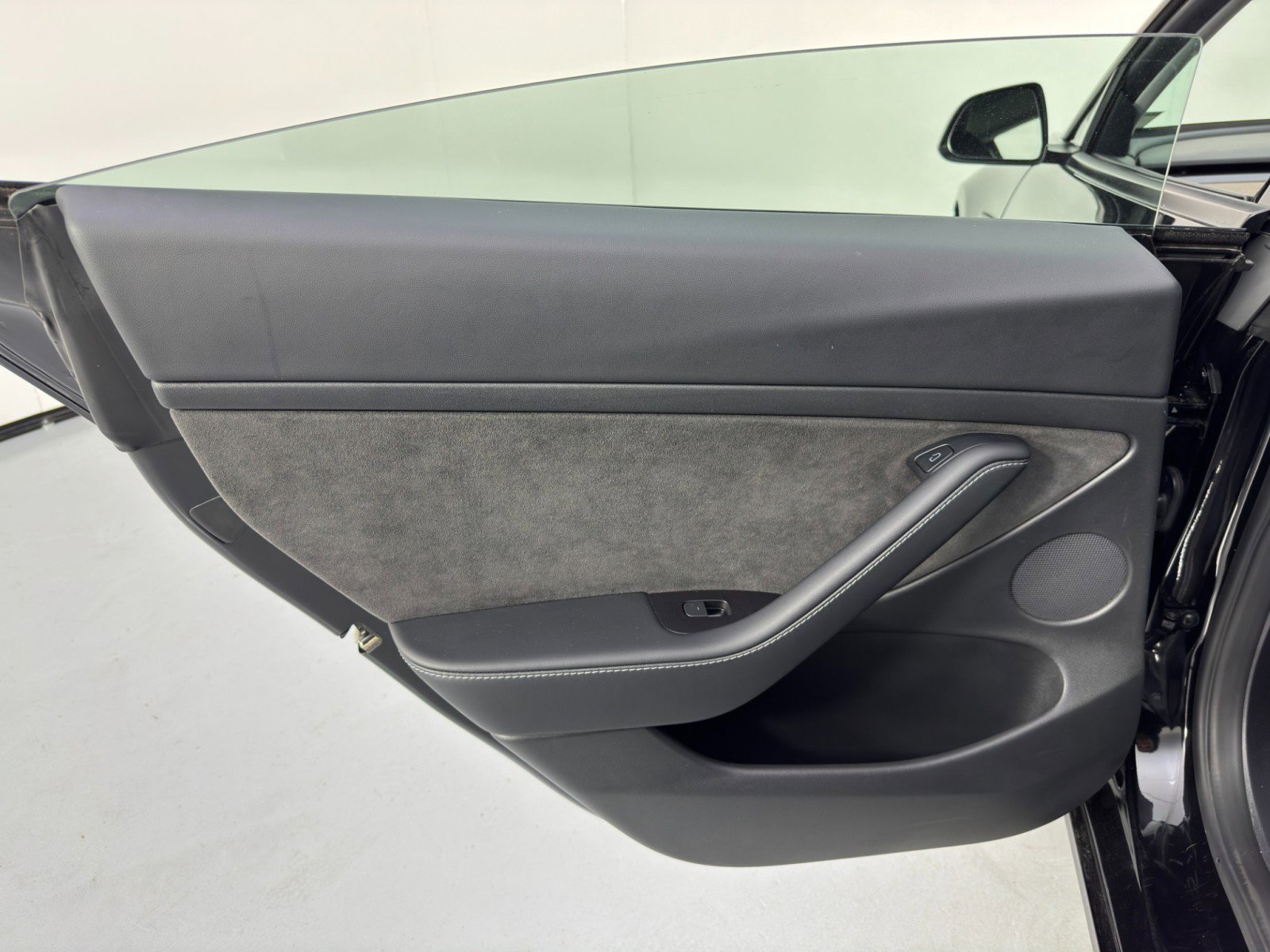 Used 2022 Tesla Model 3 Performance image 43