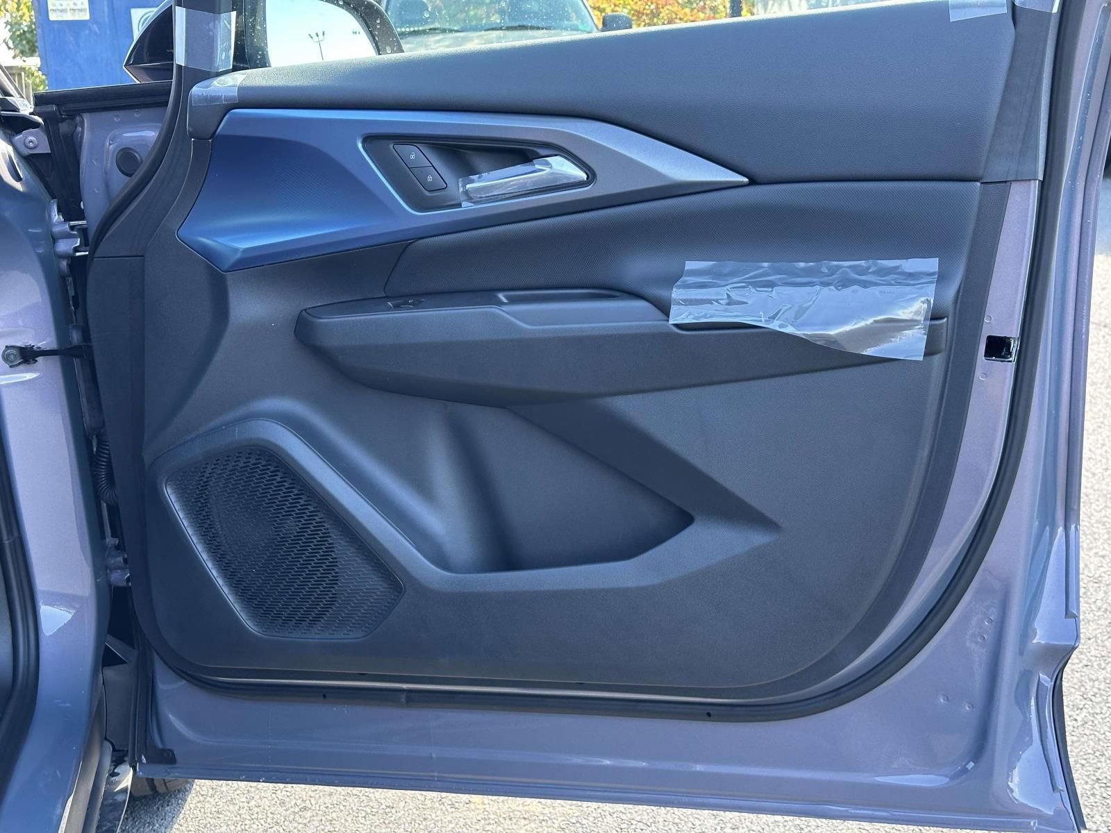 New 2026 Chevrolet Equinox EV LT AWD/4WD image 25