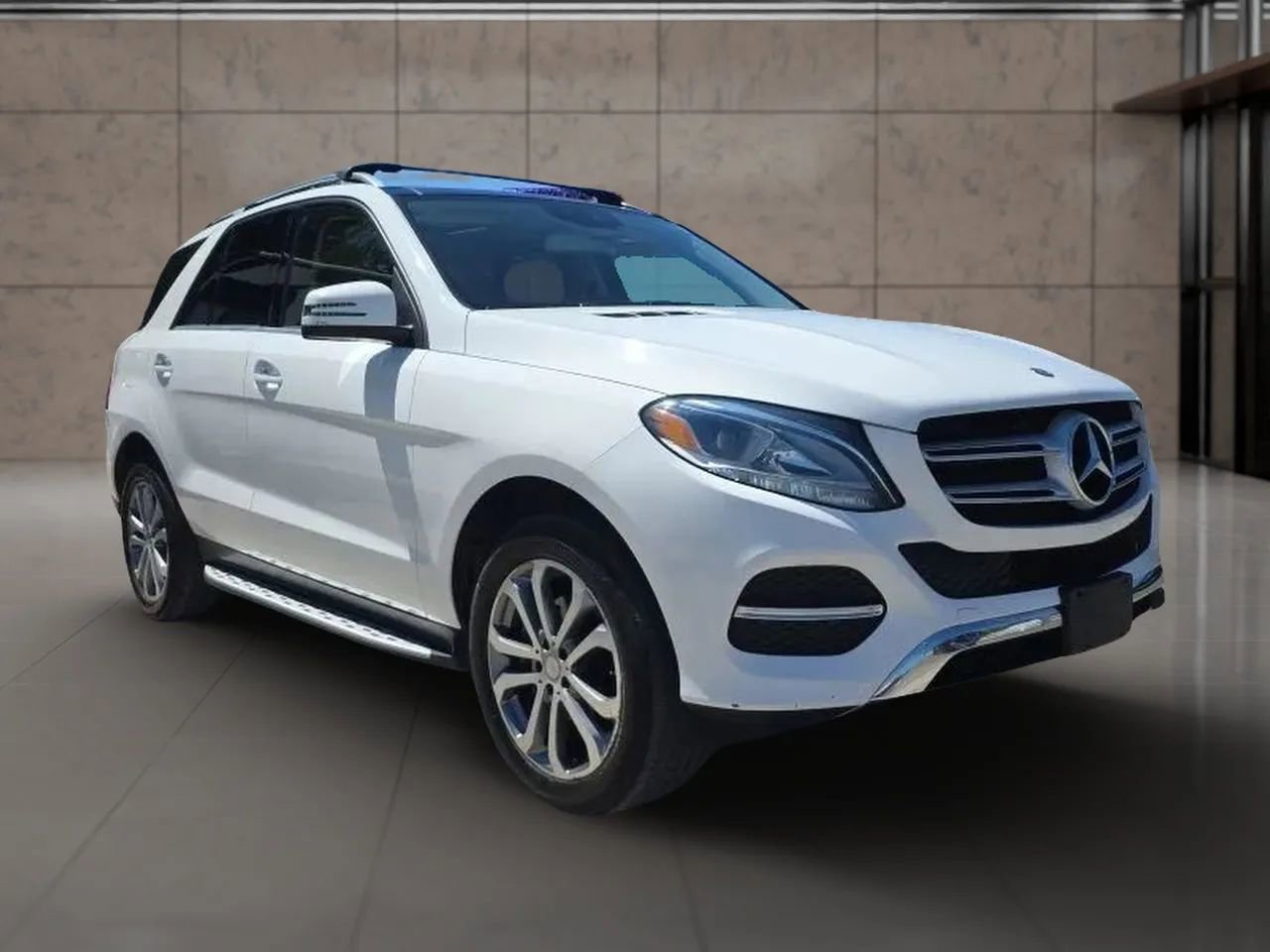 Used 2016 Mercedes-Benz GLE 350 4MATIC image 3