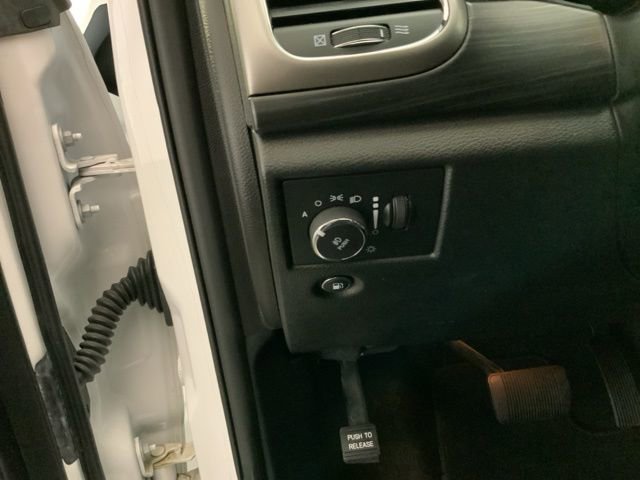 Used 2021 Jeep Grand Cherokee Laredo X AWD/4WD image 19