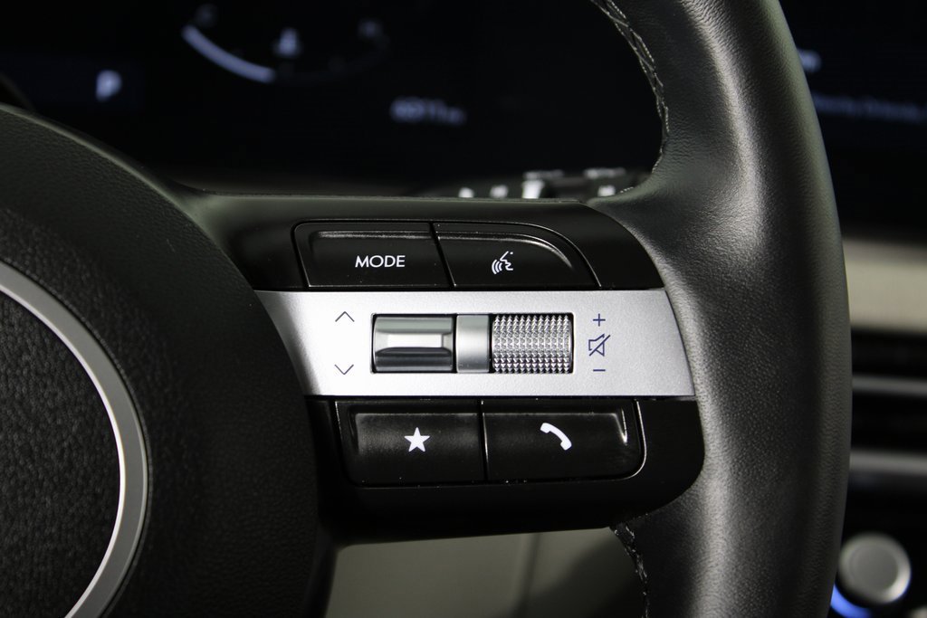 Certified 2025 Hyundai Tucson SEL image 24