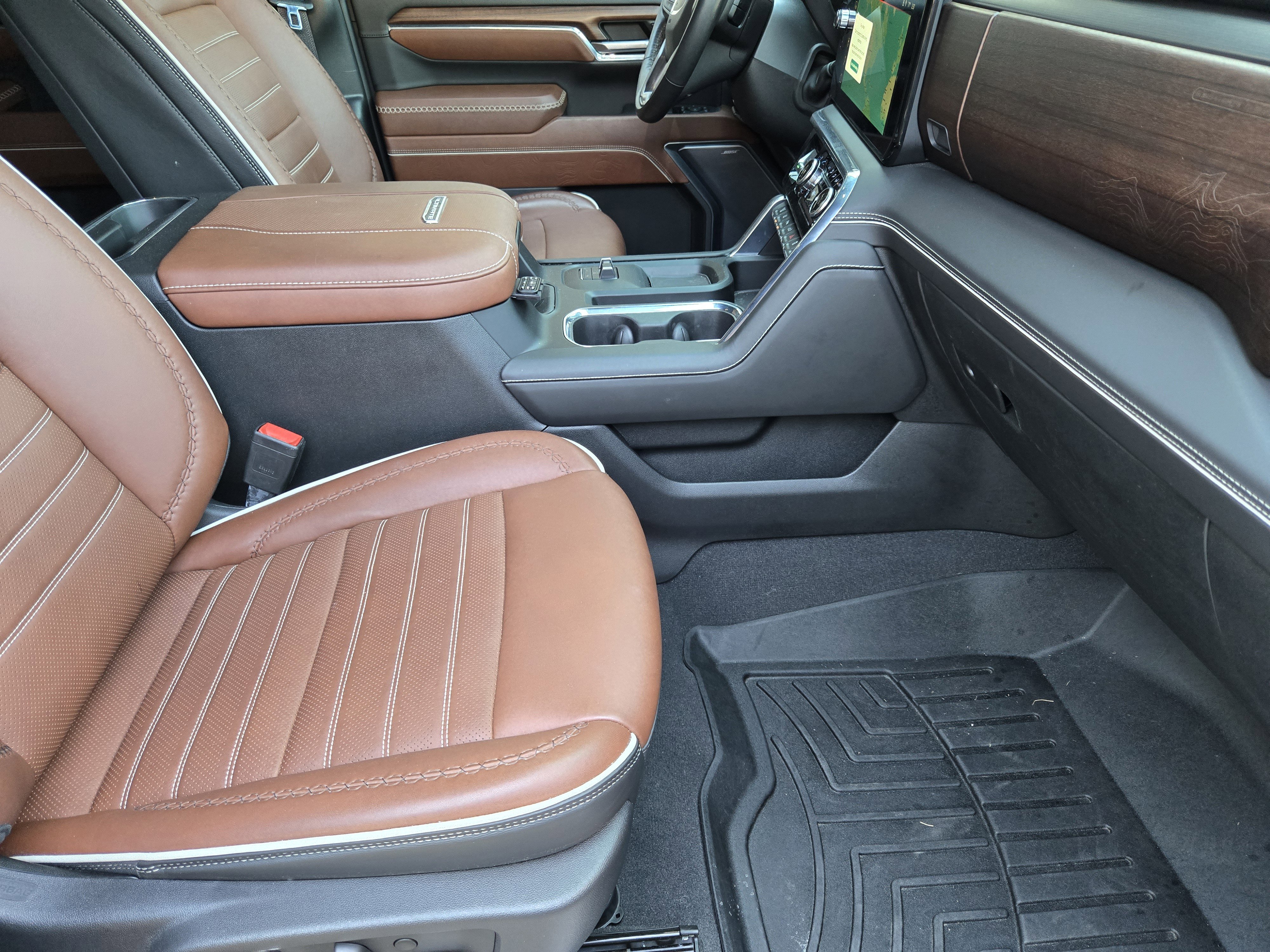 Used 2024 GMC Sierra 3500 Denali Ultimate image 10