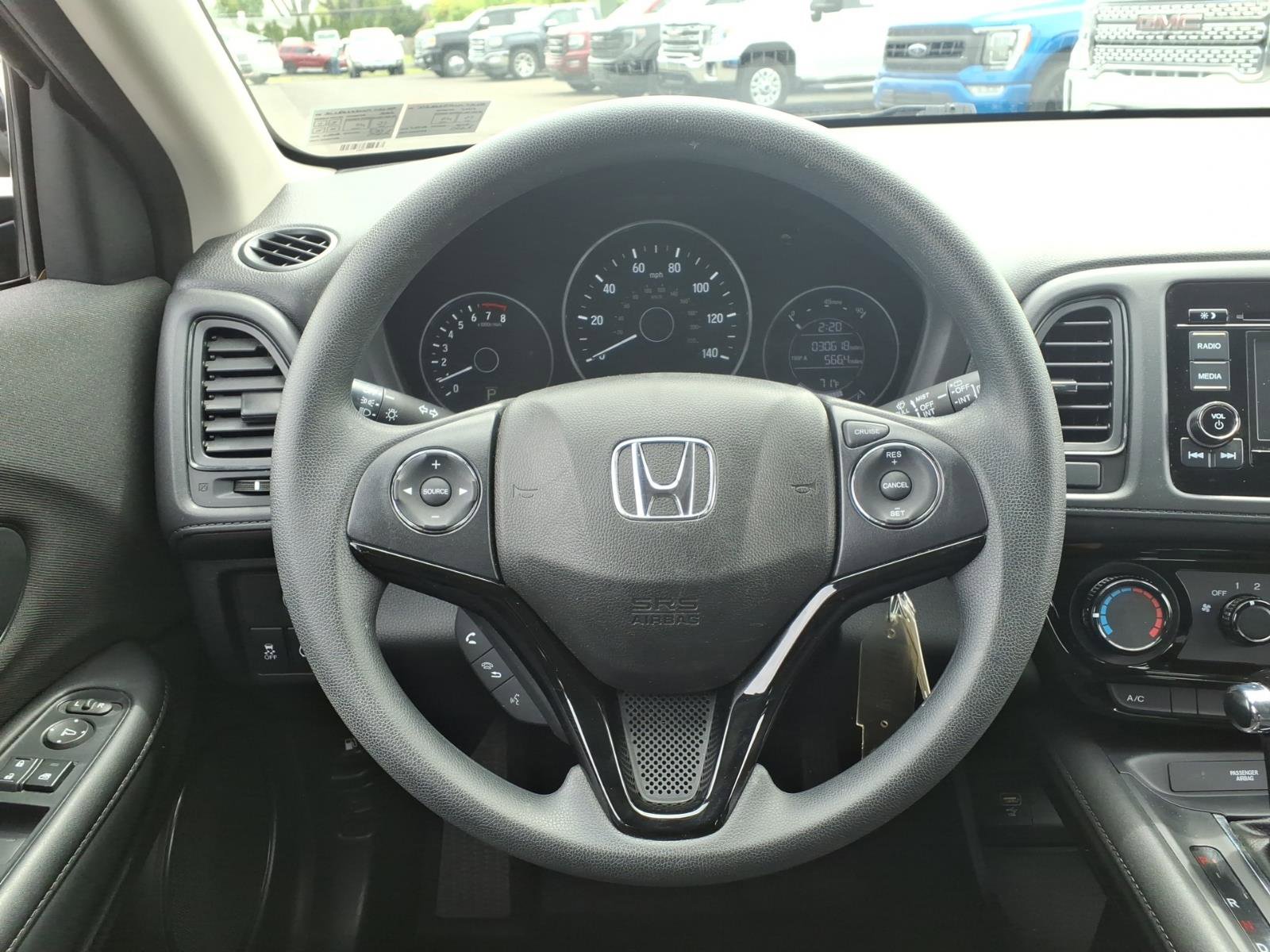 Used 2020 Honda HR-V LX image 24