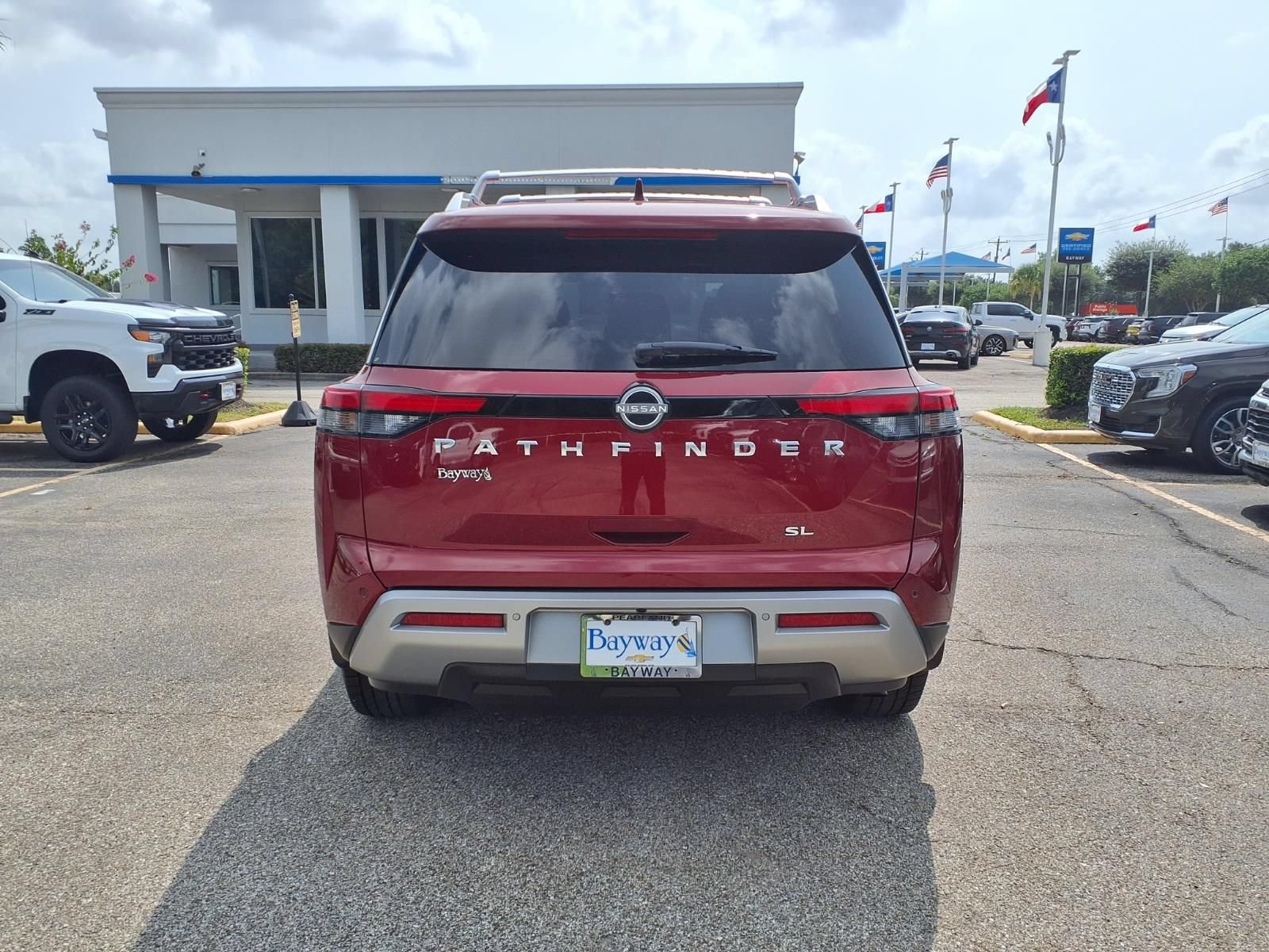 Used 2023 Nissan Pathfinder SL FWD image 22