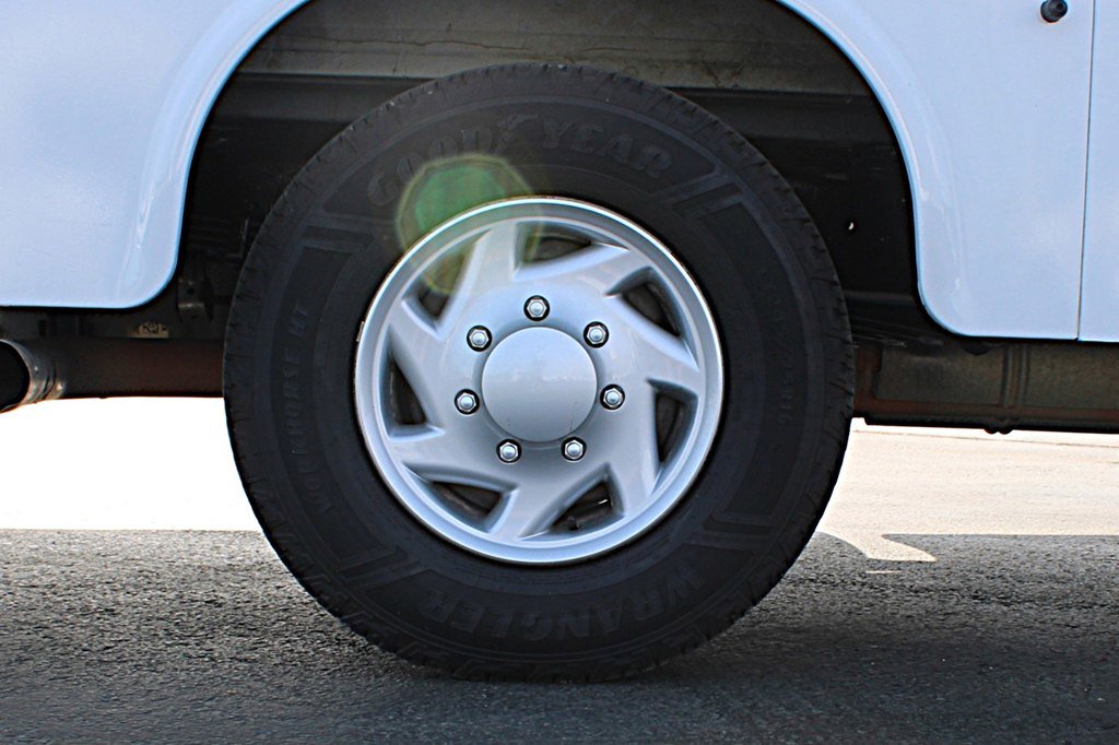 Used 2023 Ford E-350 and Econoline 350 Super Duty w/ Power Windows & Locks Group RWD image 36