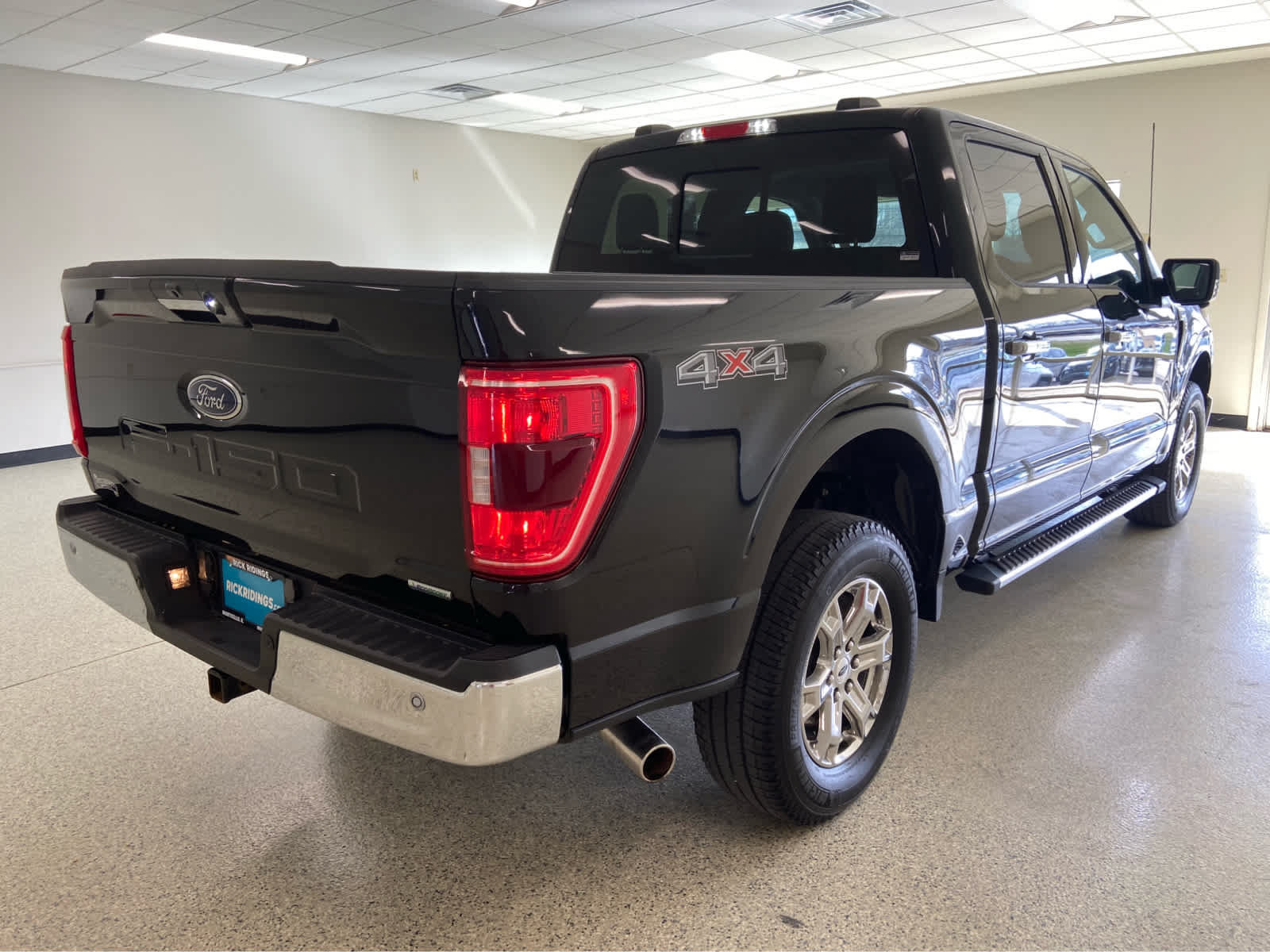 Used 2023 Ford F150 XLT w/ Equipment Group 302A High AWD/4WD image 8
