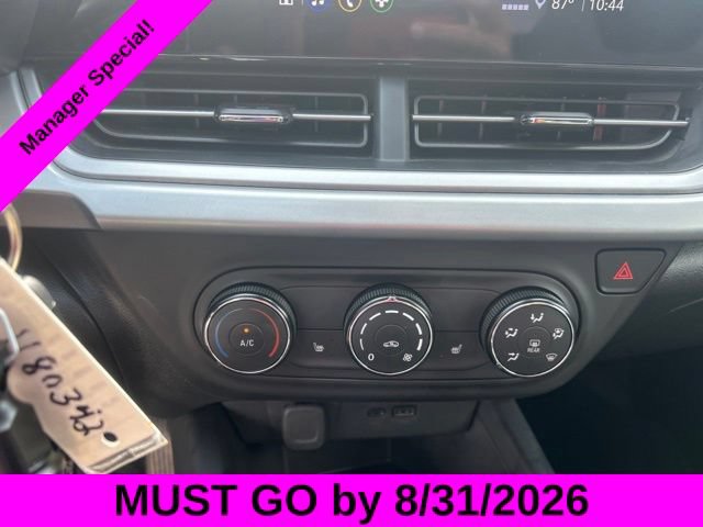 Used 2026 Chevrolet Trax LS w/ LS Convenience Package FWD image 24