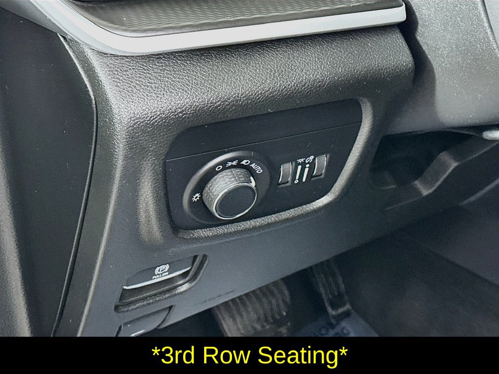 Used 2023 Jeep Grand Cherokee L Laredo AWD/4WD image 15