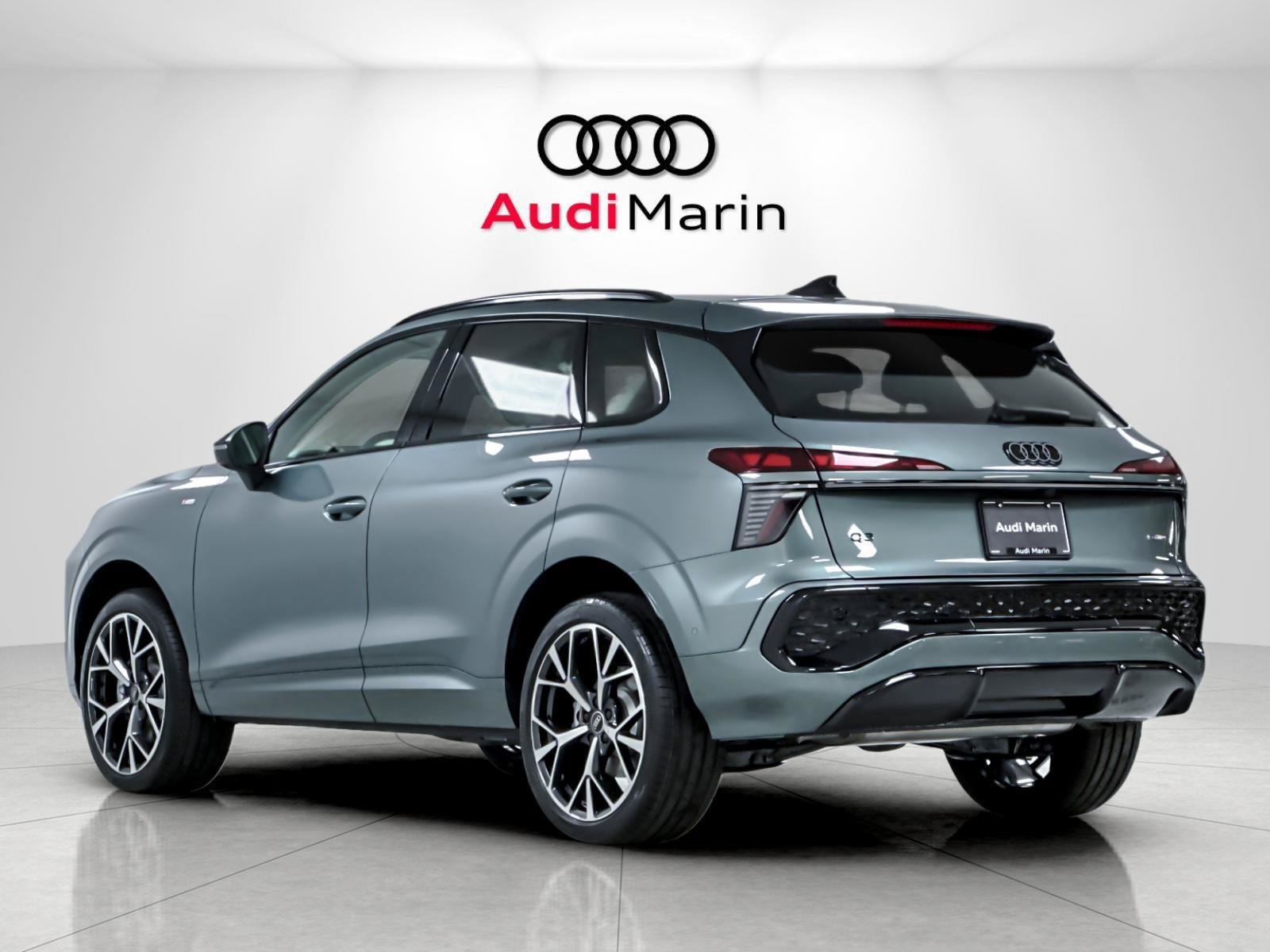 New 2026 Audi Q3 quattro 2.0T AWD/4WD image 3