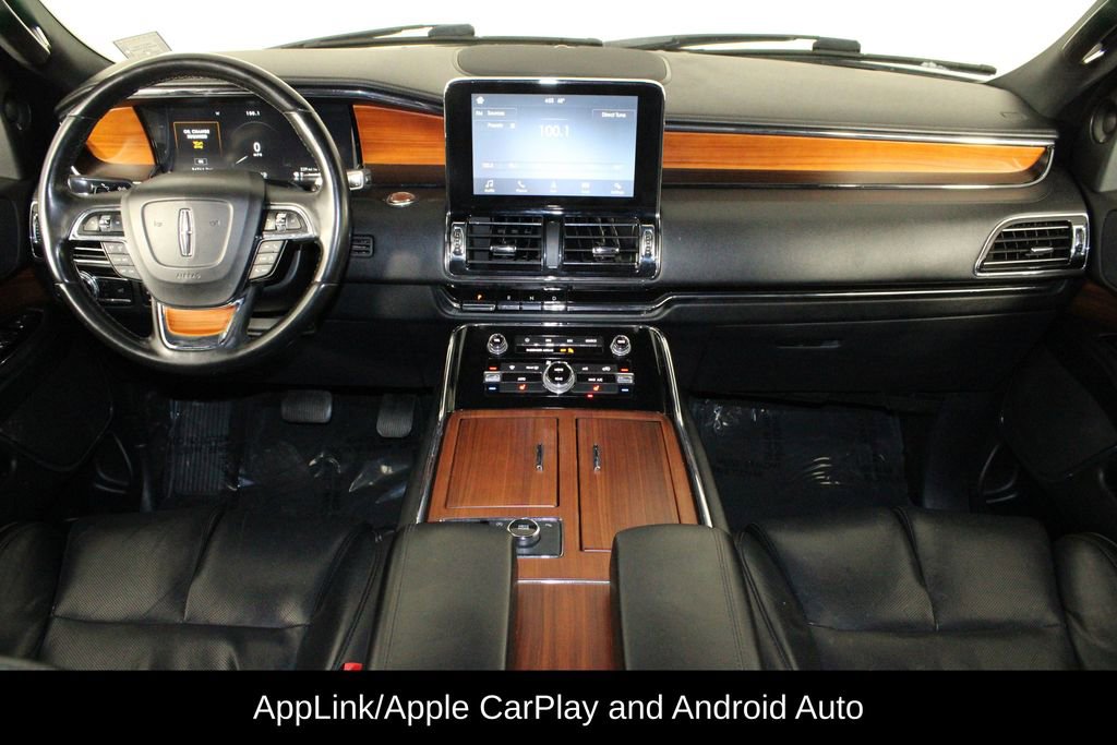 Used 2019 Lincoln Navigator Premiere AWD/4WD image 32