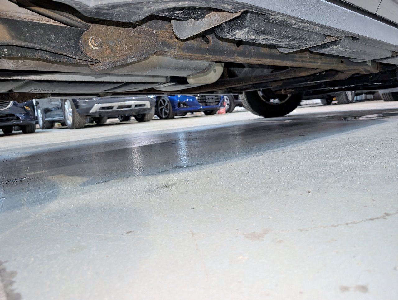 Used 2014 Chevrolet Suburban LT AWD/4WD image 9