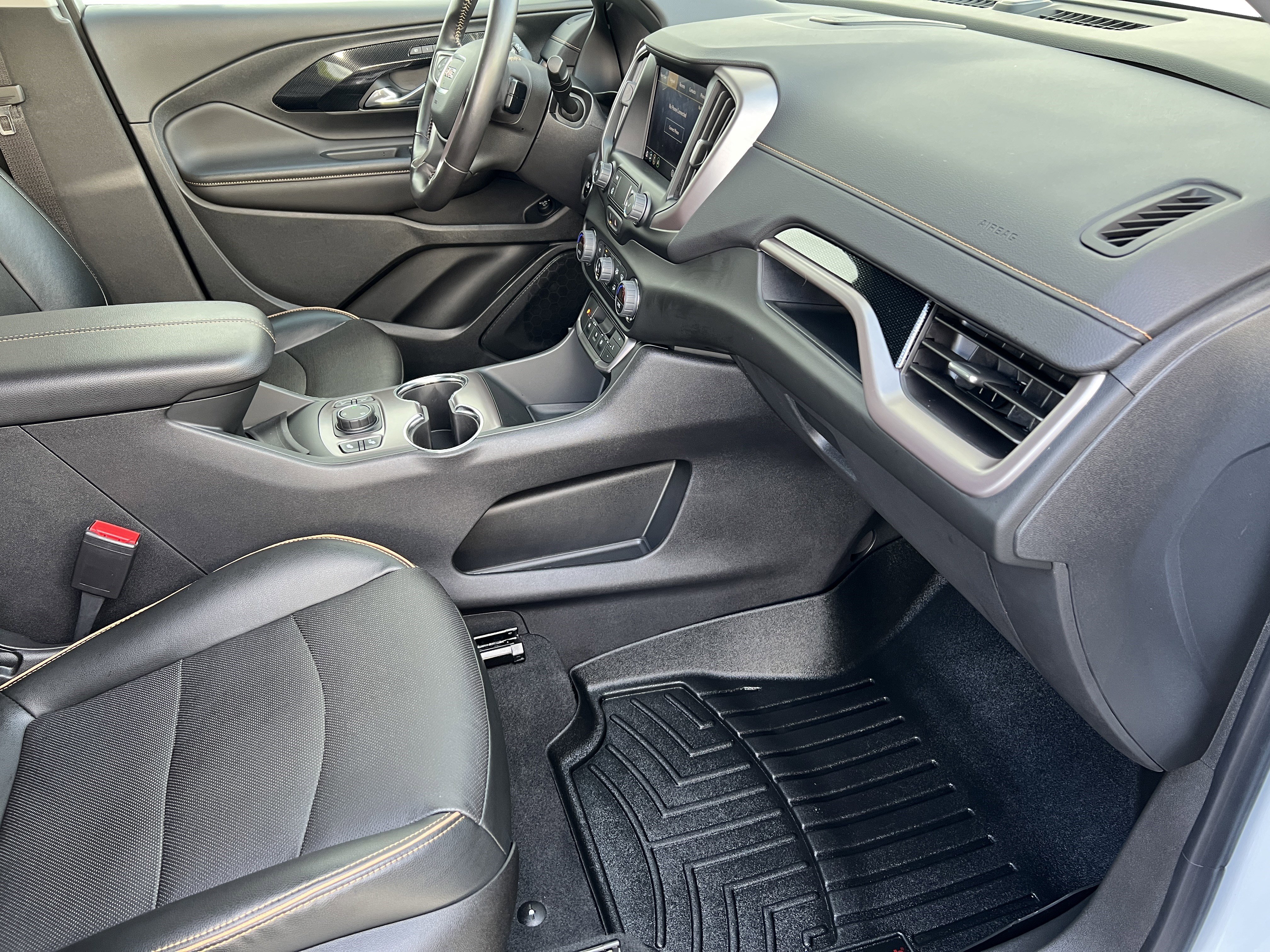 Used 2022 GMC Terrain AT4 w/ Infotainment Package II image 24