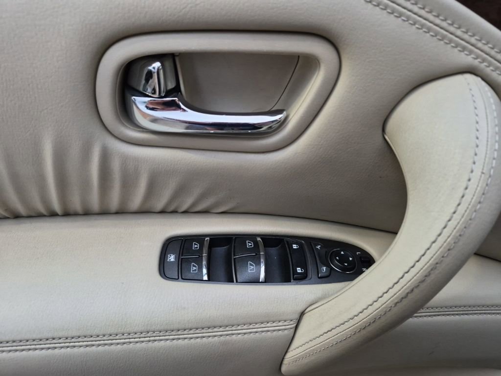 Used 2016 INFINITI QX80 Luxe w/ 22" Wheel Package image 34