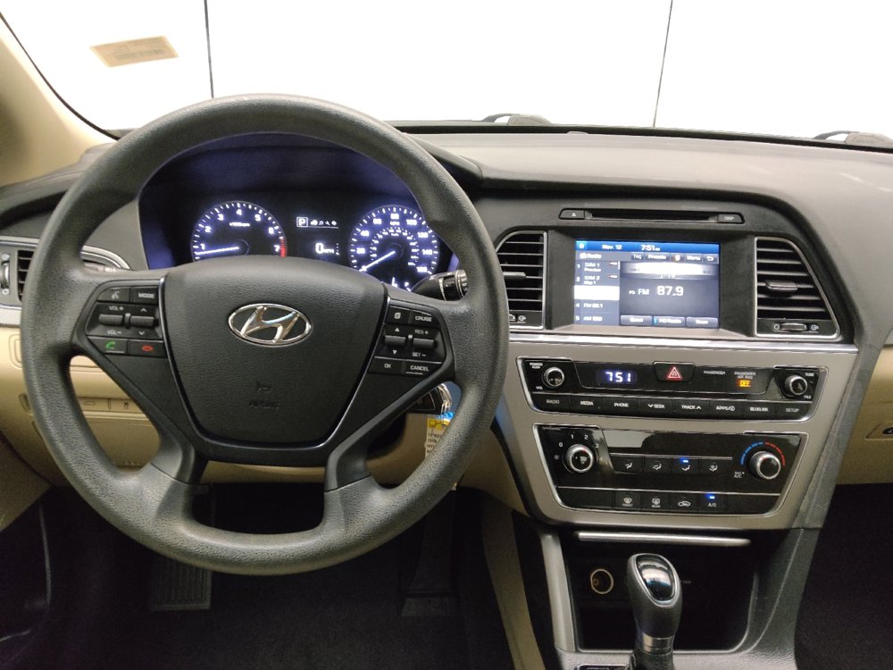 Used 2016 Hyundai Sonata SE image 22