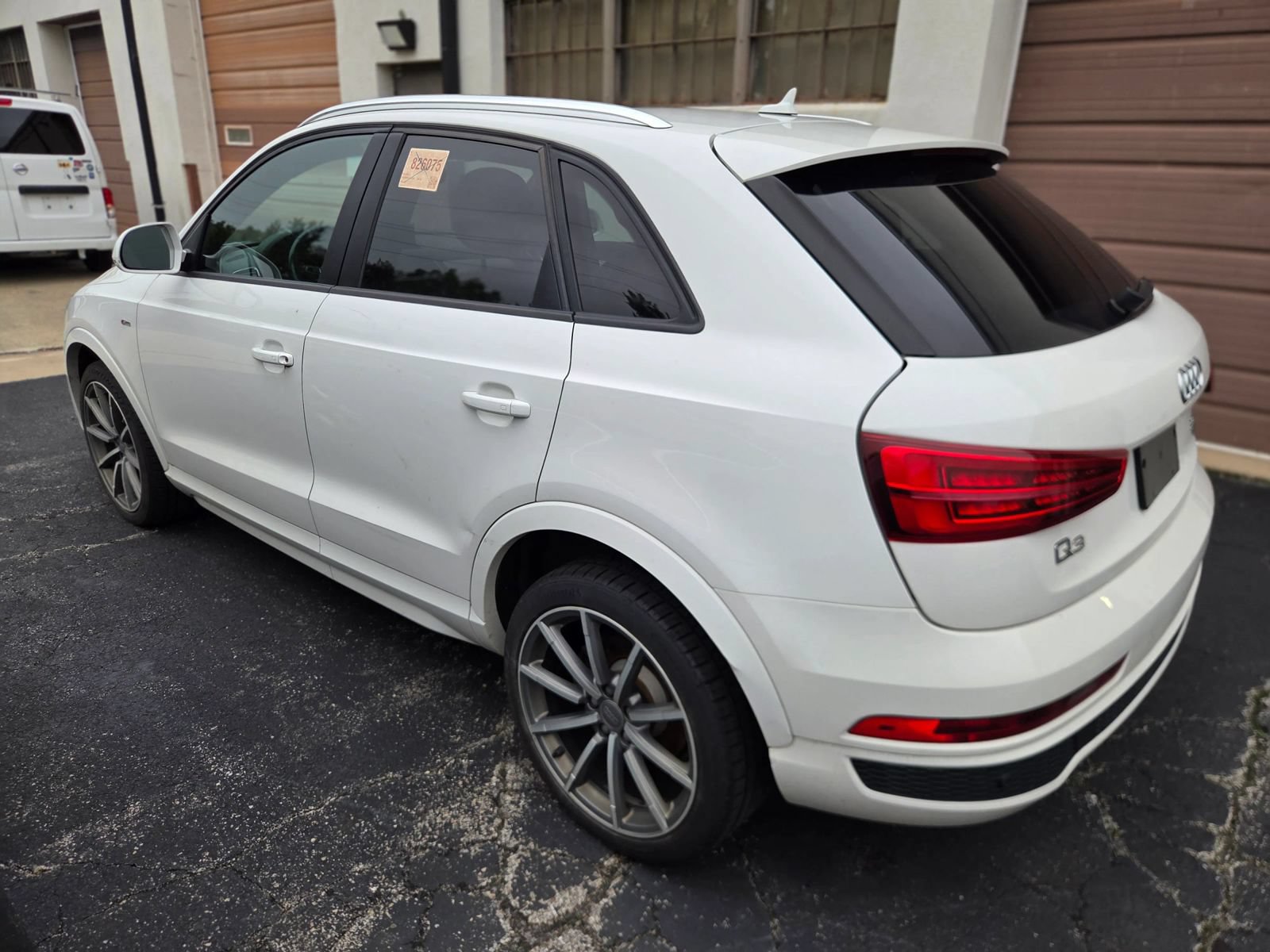 Used 2018 Audi Q3 2.0T Premium AWD/4WD image 2