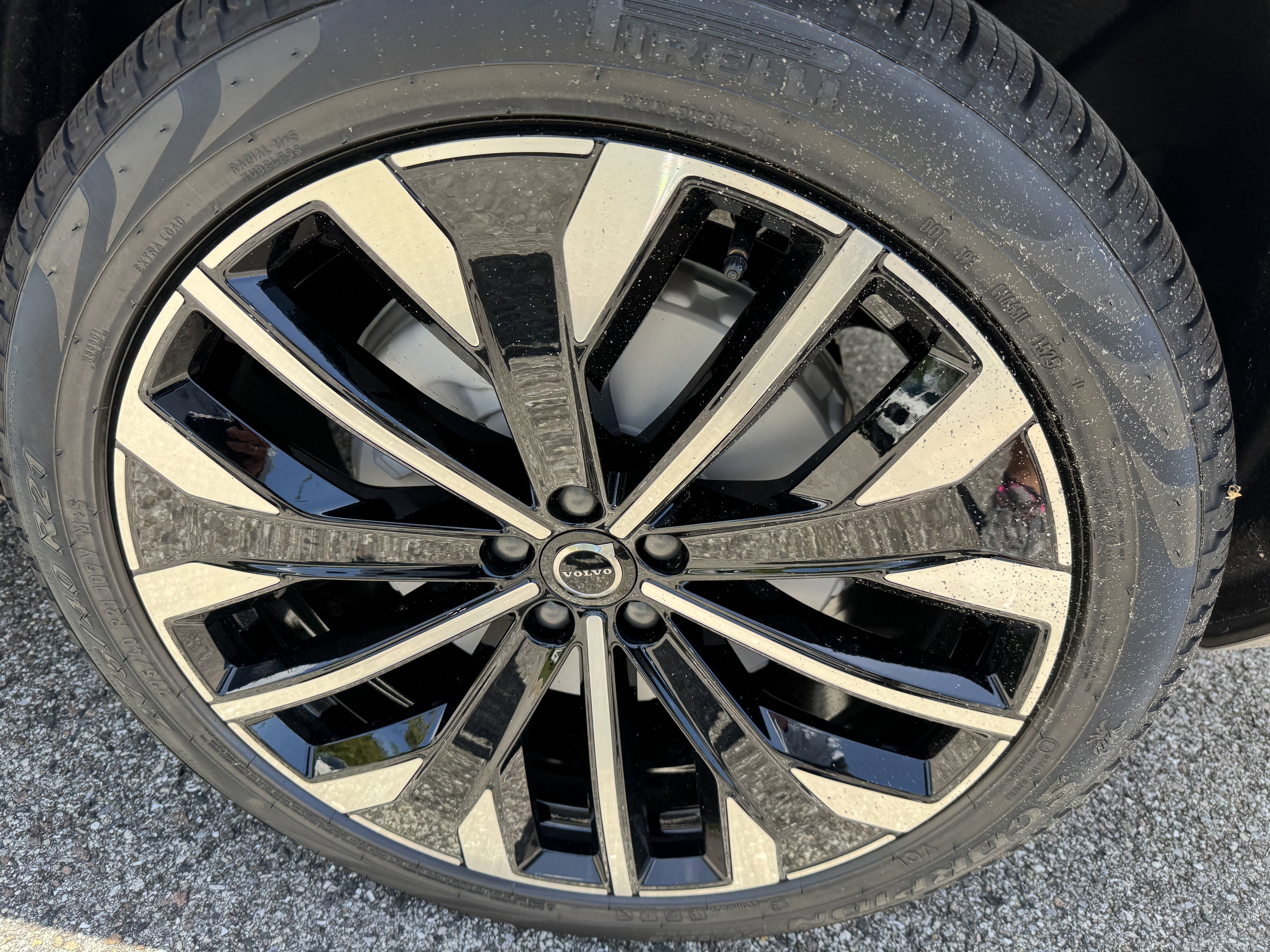 New 2026 Volvo XC90 B5 Ultra image 31