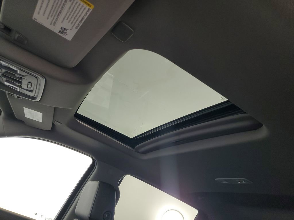 Used 2021 Chevrolet Silverado 1500 LTZ w/ LTZ Premium Package image 32