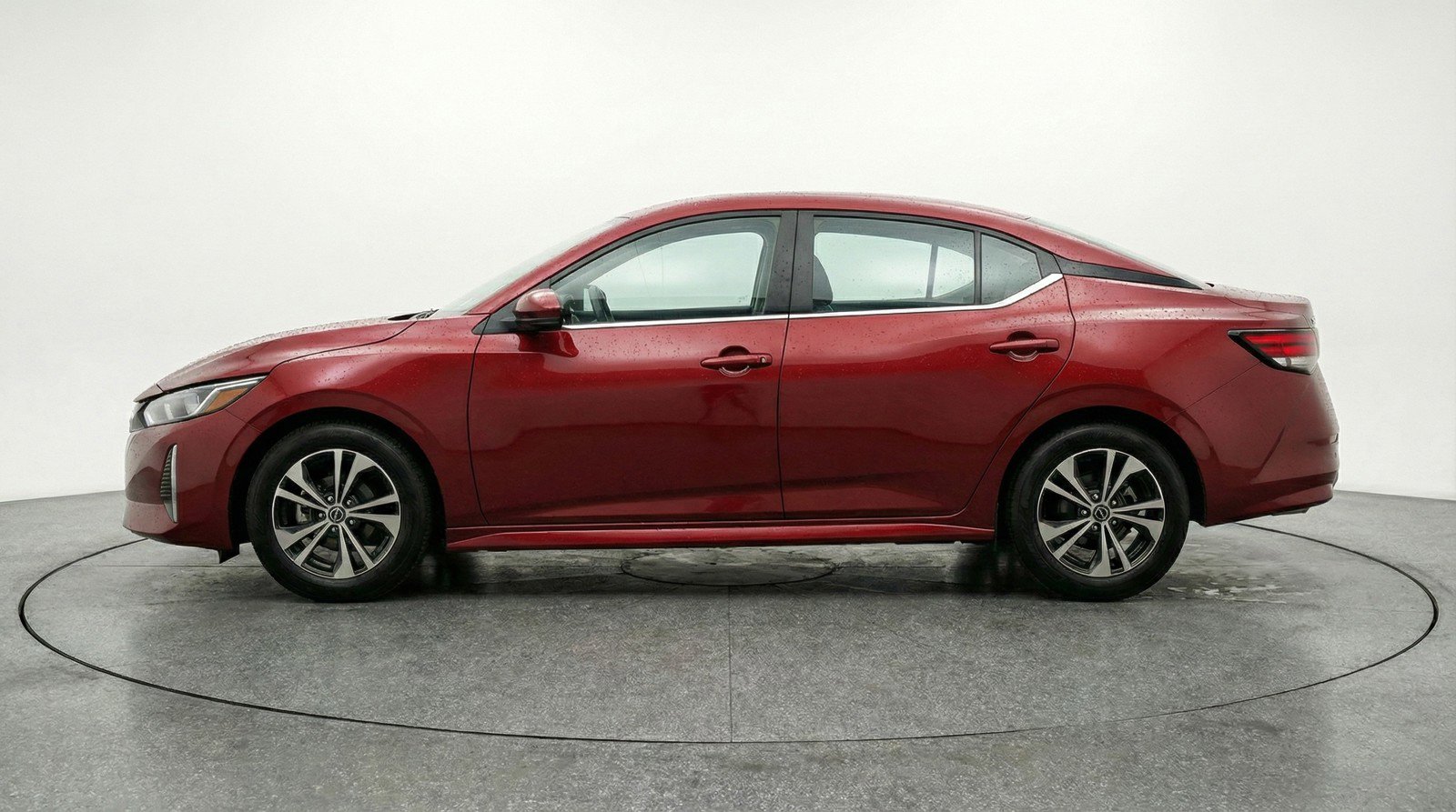 Used 2025 Nissan Sentra SV image 5