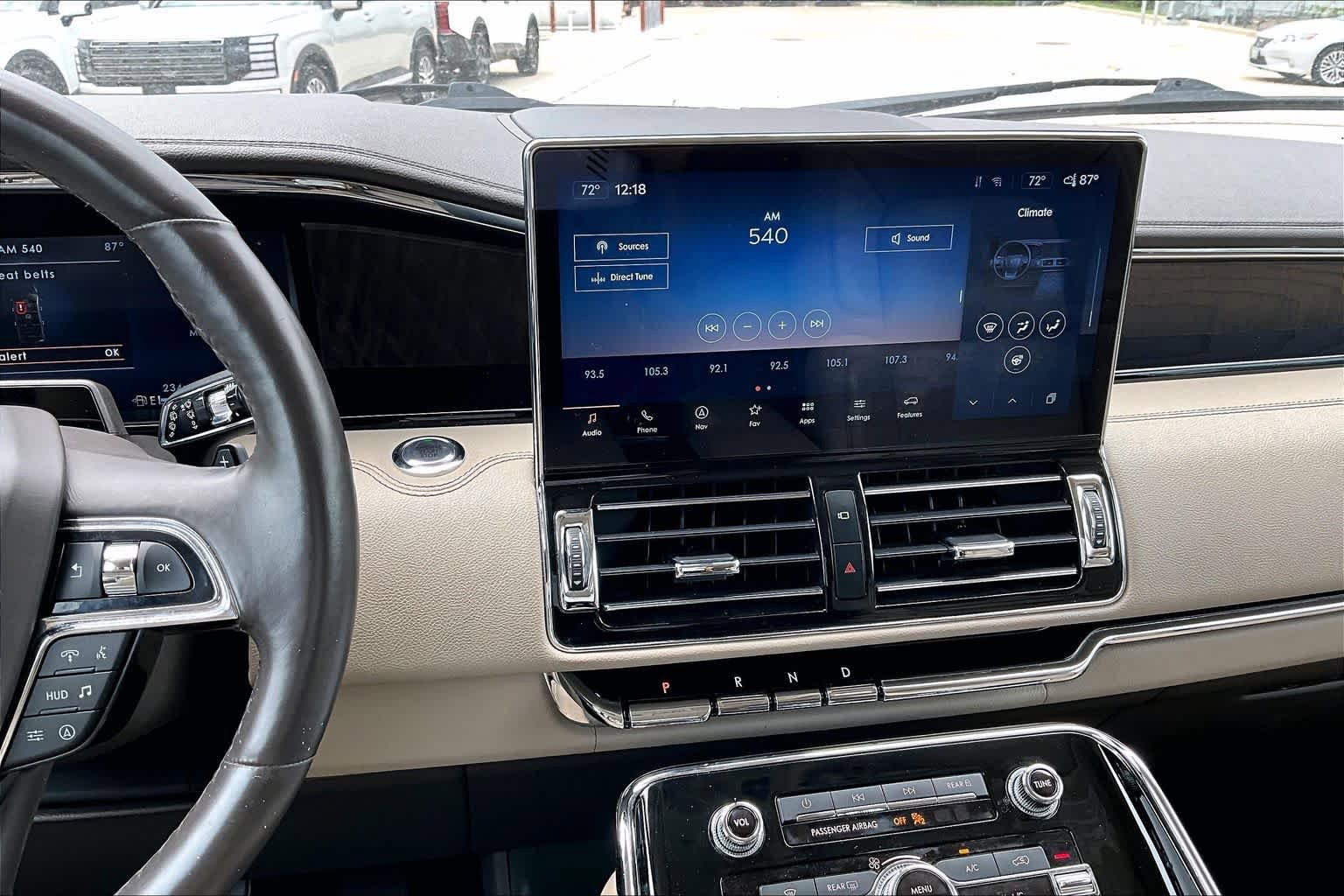 Used 2023 Lincoln Navigator Reserve RWD image 7