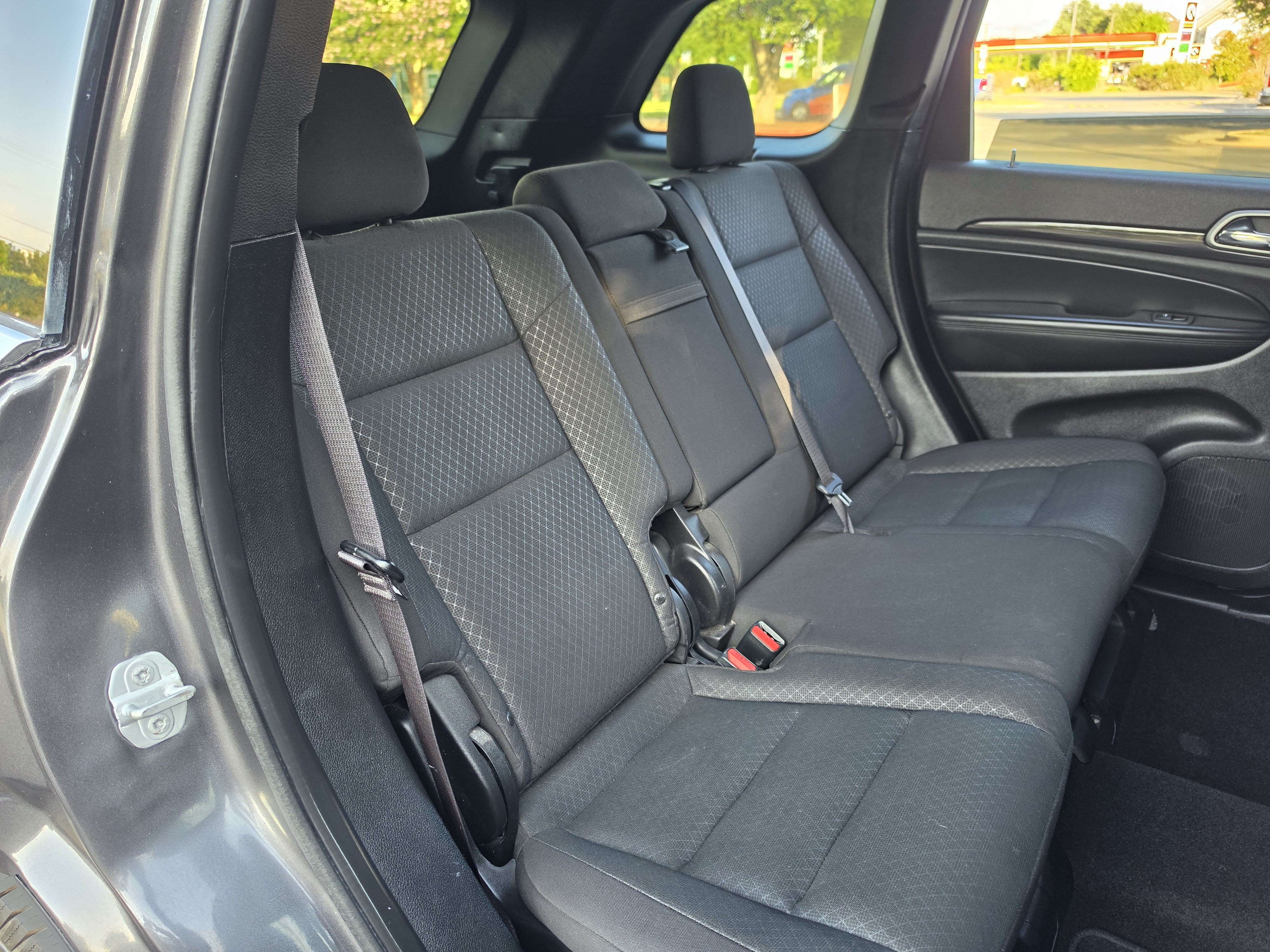 Used 2021 Jeep Grand Cherokee Laredo AWD/4WD image 14