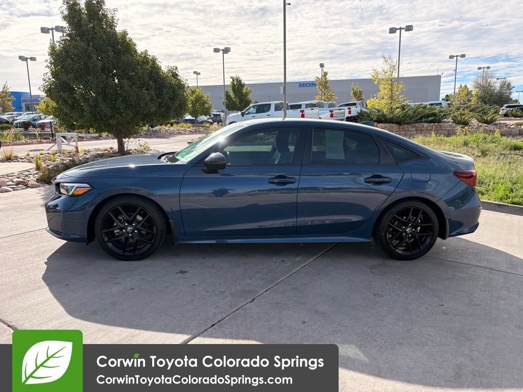 Used 2025 Honda Civic Sport image 4