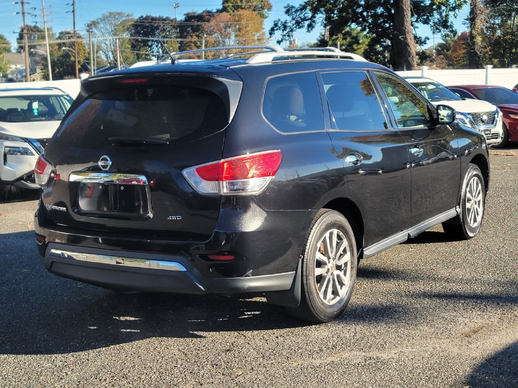 Used 2015 Nissan Pathfinder S FWD image 9