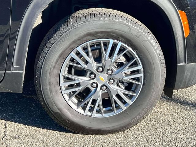 Certified 2025 Chevrolet Traverse LT FWD image 10