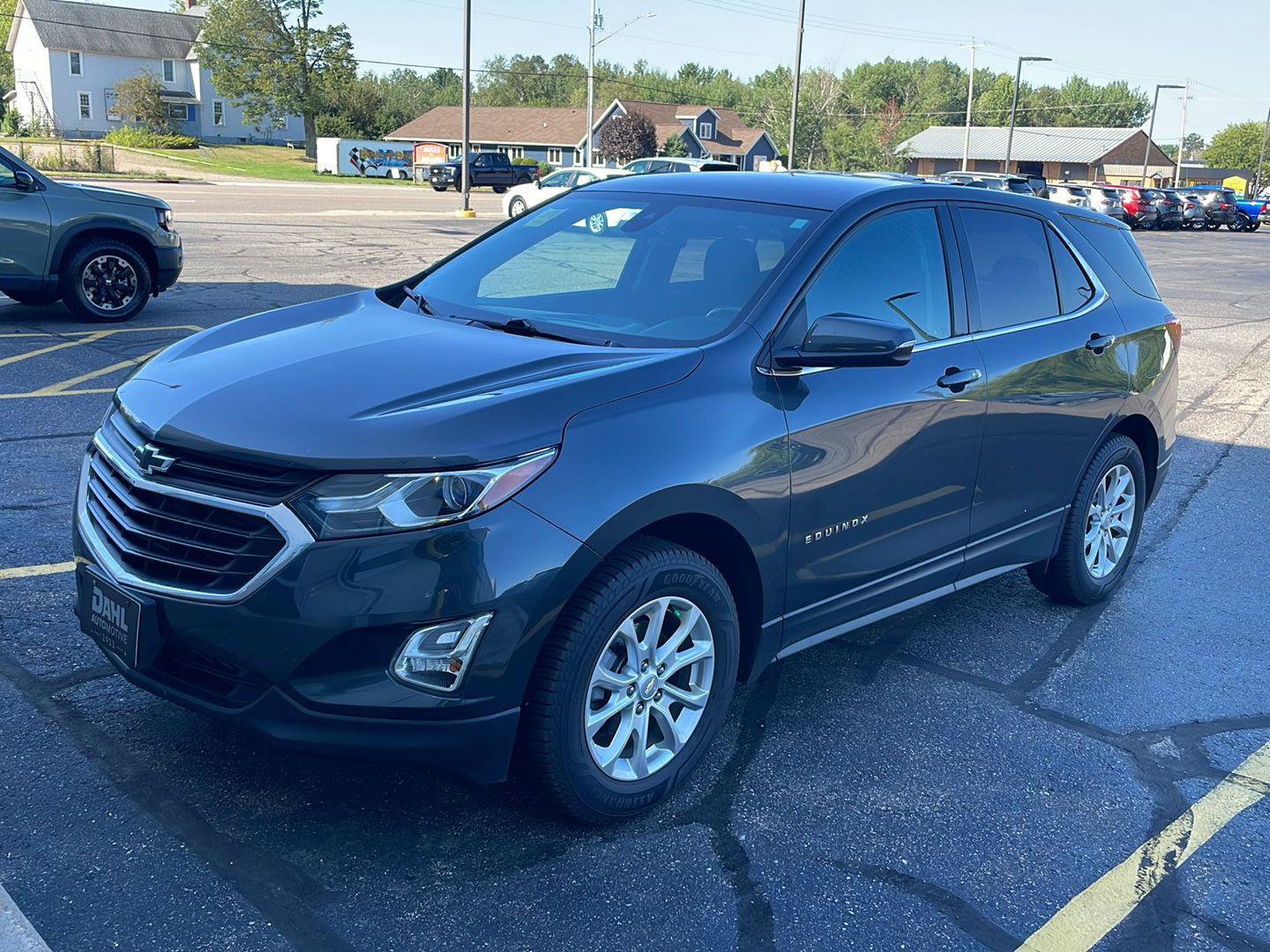 Used 2019 Chevrolet Equinox LT w/ Driver Convenience Package AWD/4WD image 24