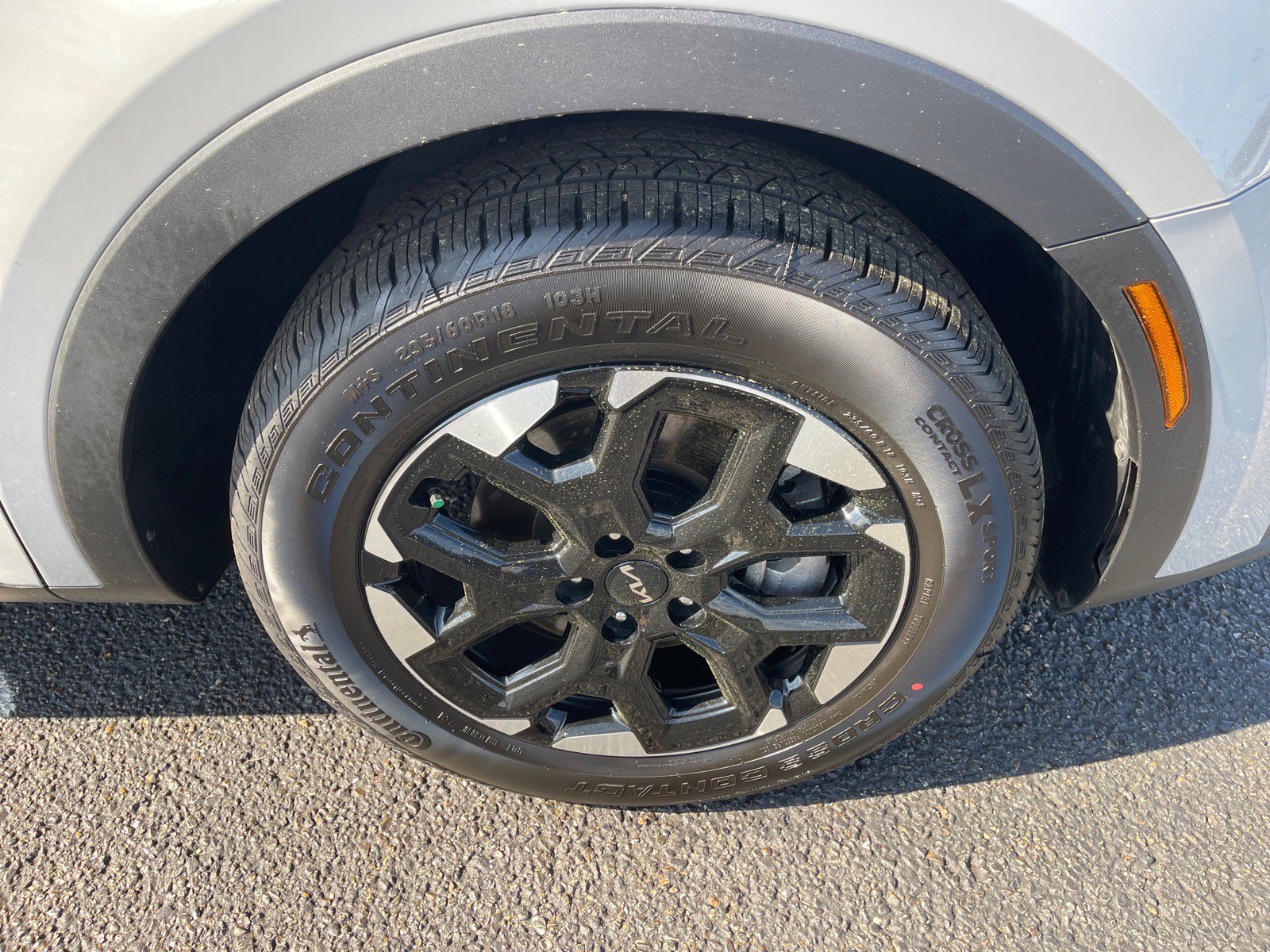 Used 2025 Kia Sorento S w/ Panoramic Sunroof Package image 22