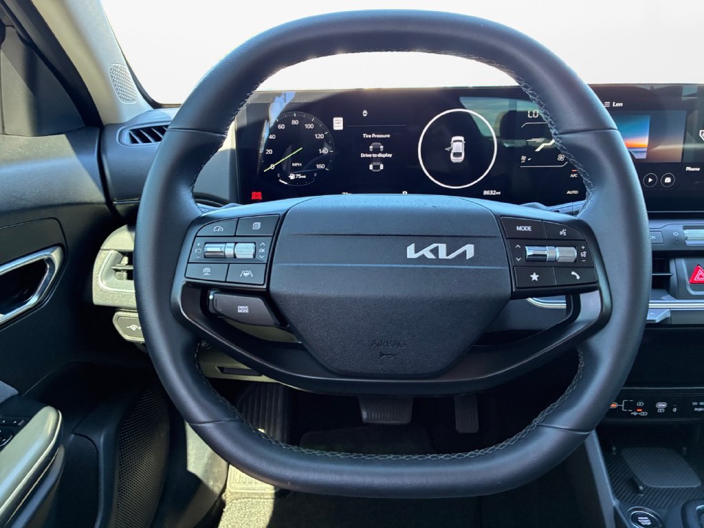 Used 2025 Kia K4 EX FWD image 20