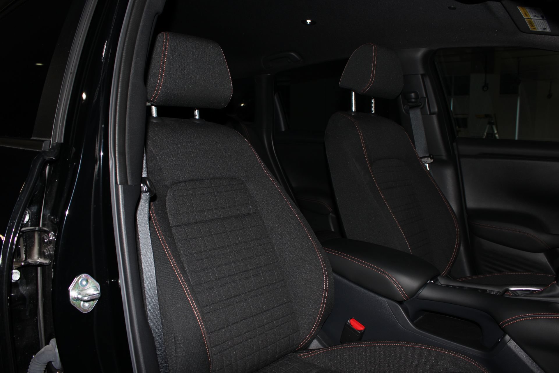 Used 2025 Honda HR-V Sport image 22