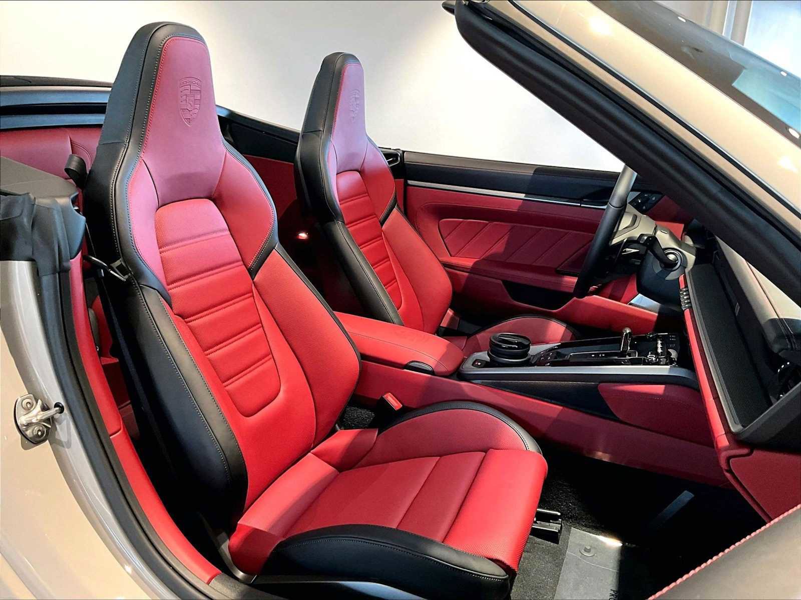 New 2026 Porsche 911 Carrera 4S image 17