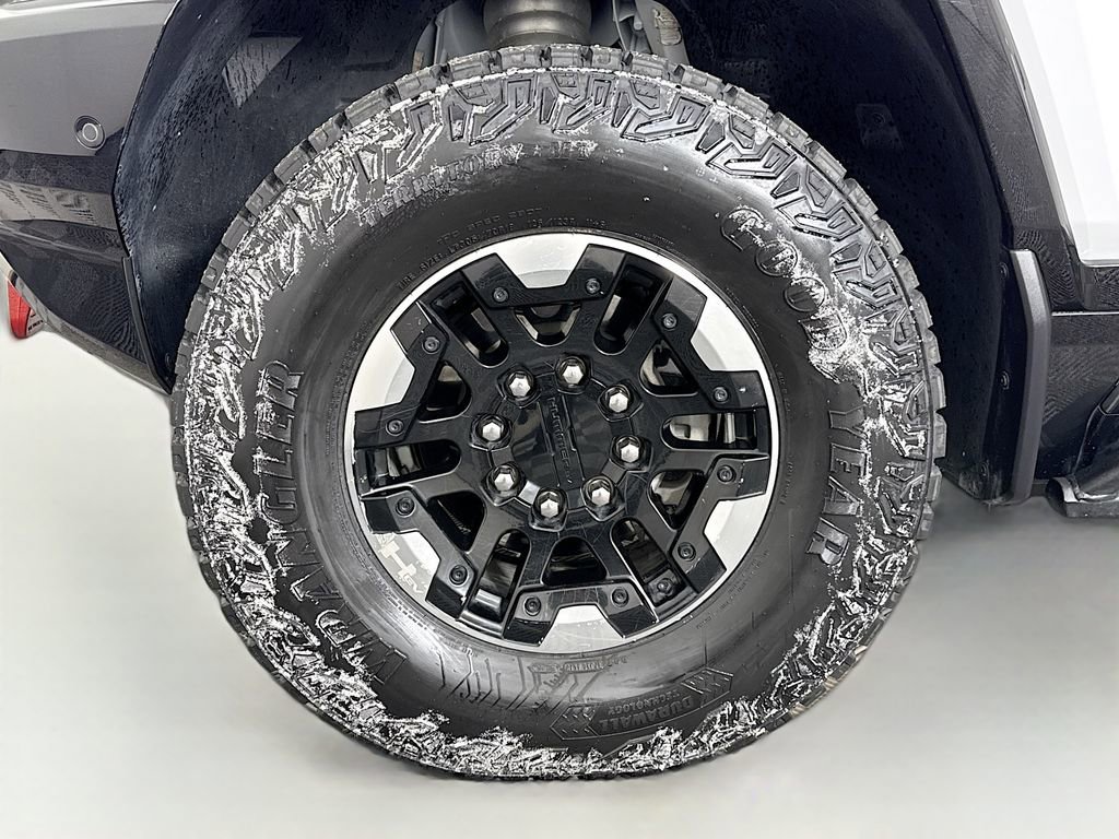 Used 2024 GMC Hummer EV 2X w/ Extreme Off-Road Package image 31