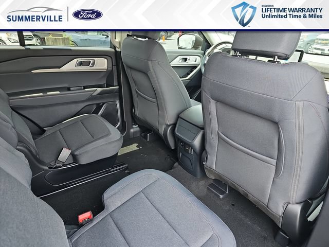 New 2026 Ford Explorer Active RWD image 13